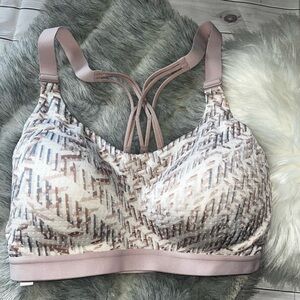 Victoria’s Secret sports knockout Strappy Back Aztec Printed sports bra